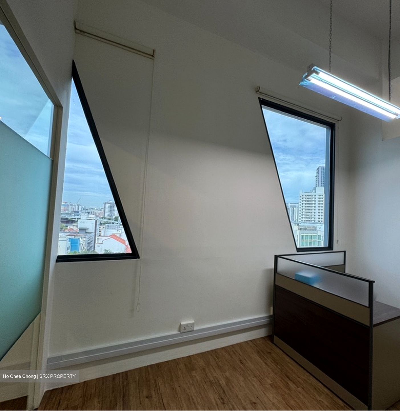 Ct Hub (D12), Office #564790531